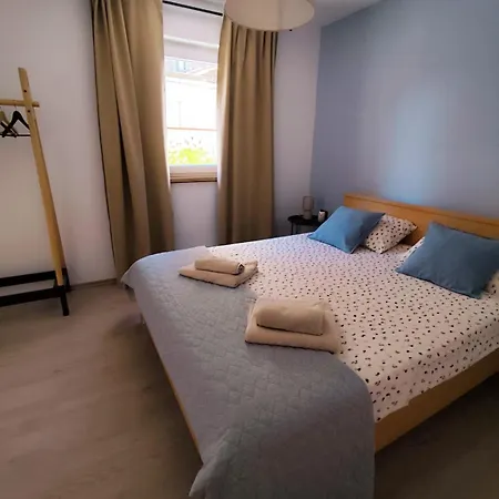 Apartment Kollmann - 50m From Arena, Private Courtyard