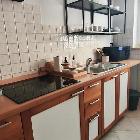 Kollmann - 50m From Arena, Private Courtyard Apartment